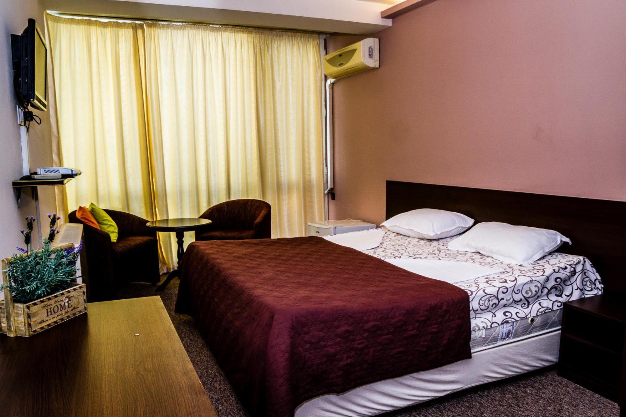 Sezoni South Burgas Hotel ภายนอก รูปภาพ